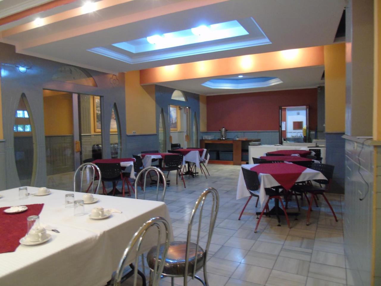 Hotel "Posada La Terraza Del Centro" Кетцалтенанго Екстериор снимка